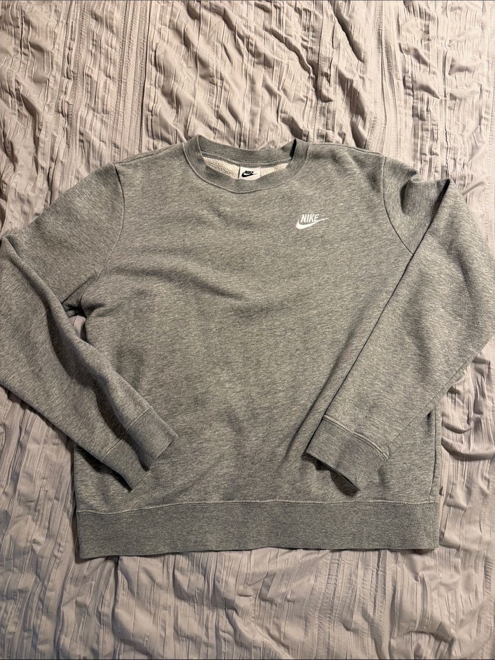 Nike Grey Crewneck Pullover Sweatshirt
